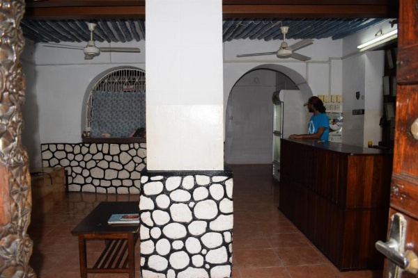 Karibu Inn image 19